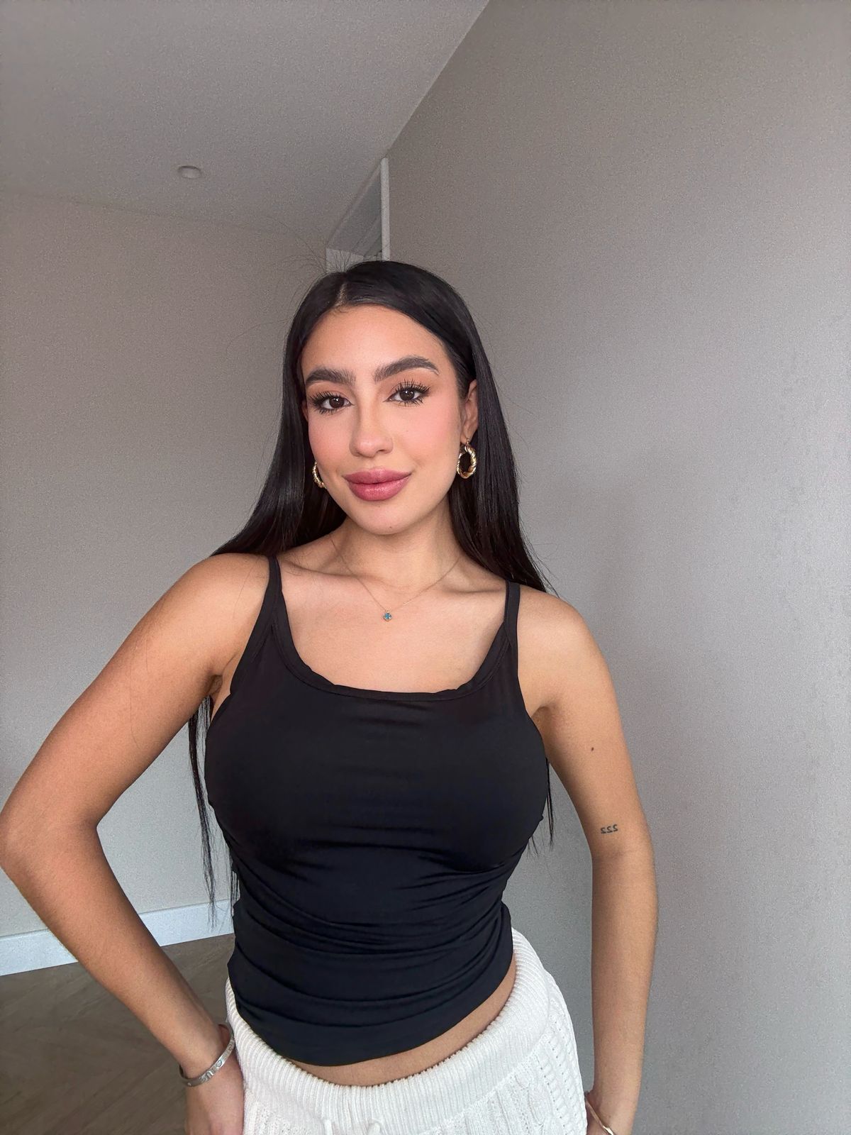 BLUSA + SUJETADOR INTEGRADO